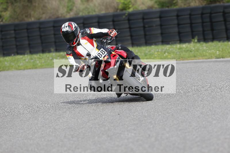 /53 16.09.2025 Track Day Domi Aegerter ADR/Gruppe rot/88